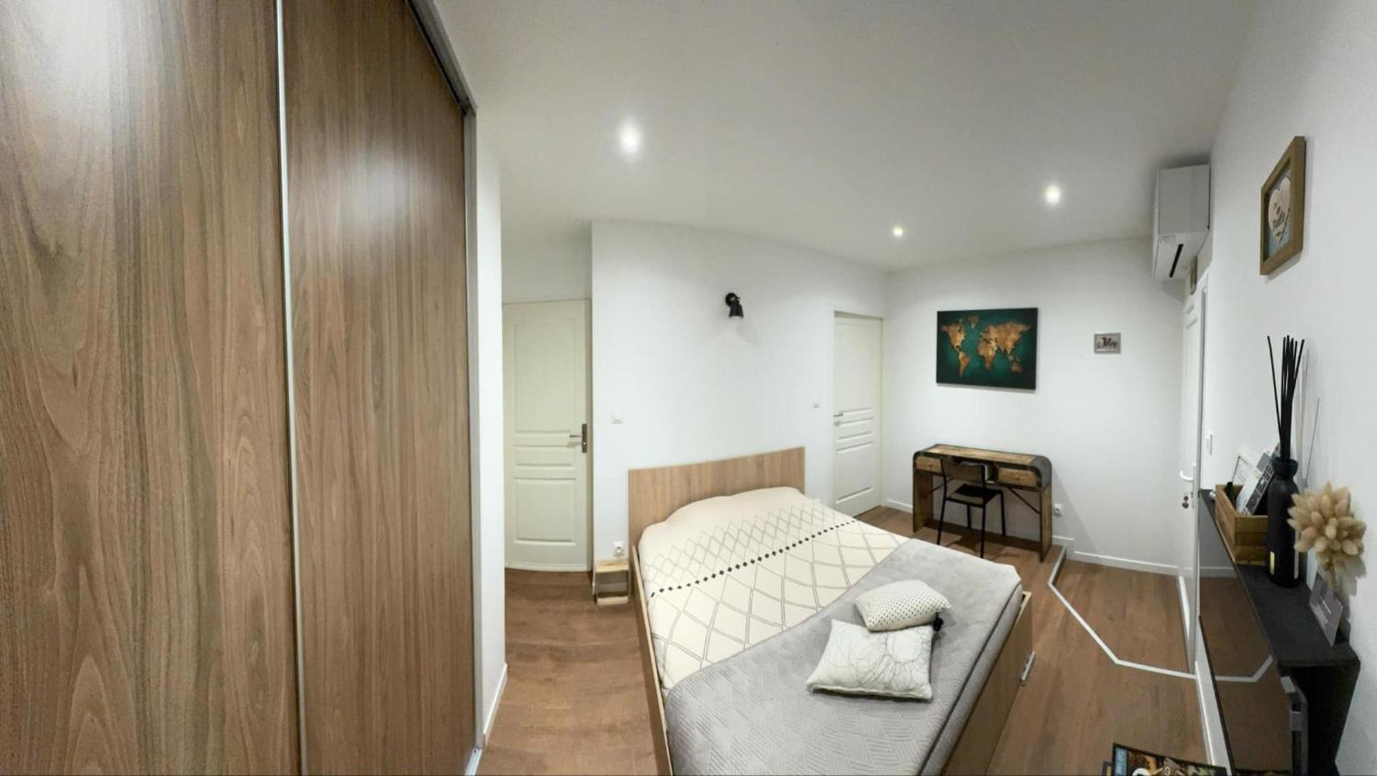 Chez Christian Et Valerie Apartment Rocbaron Bagian luar foto